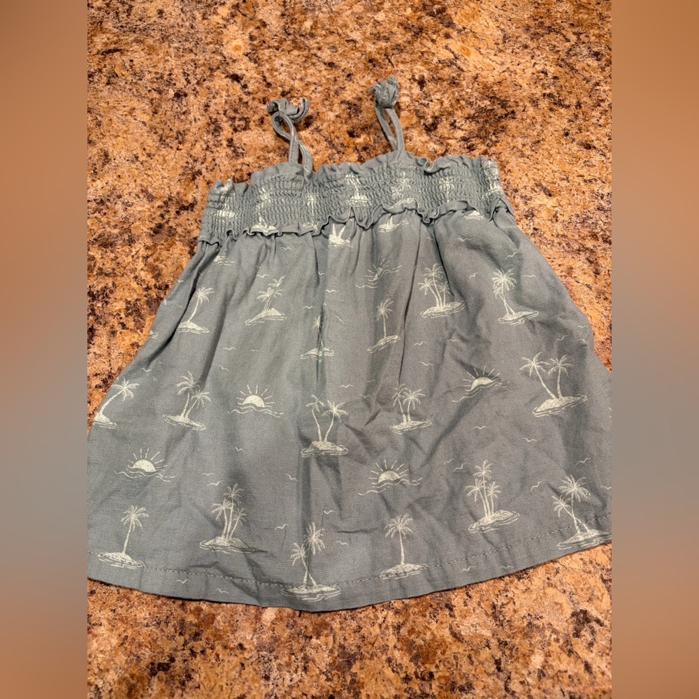 Little Co top